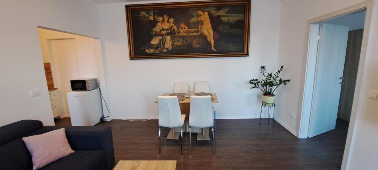 Apartma Rian كوبر المظهر الخارجي الصورة